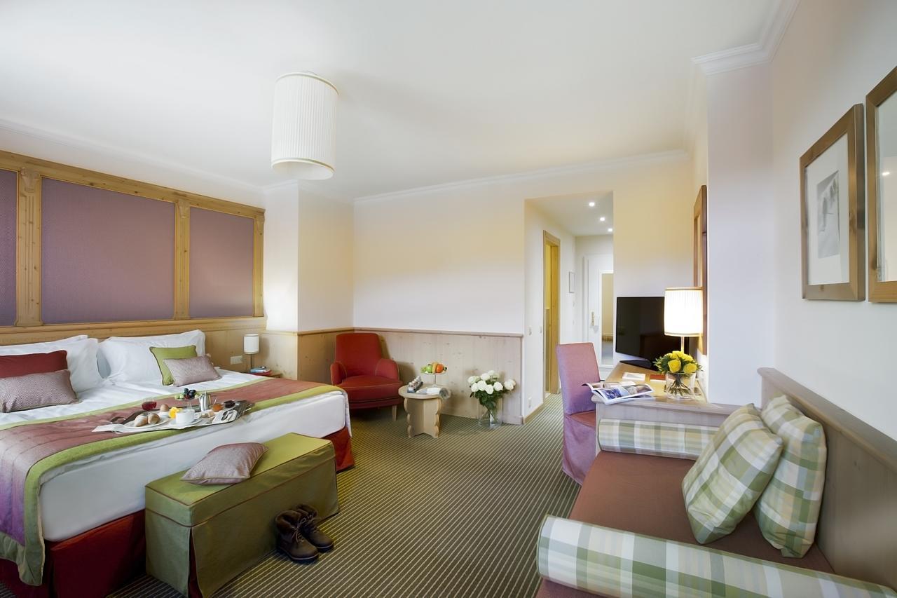 Schloss Hotel & Spa ポントレジナ エクステリア 写真