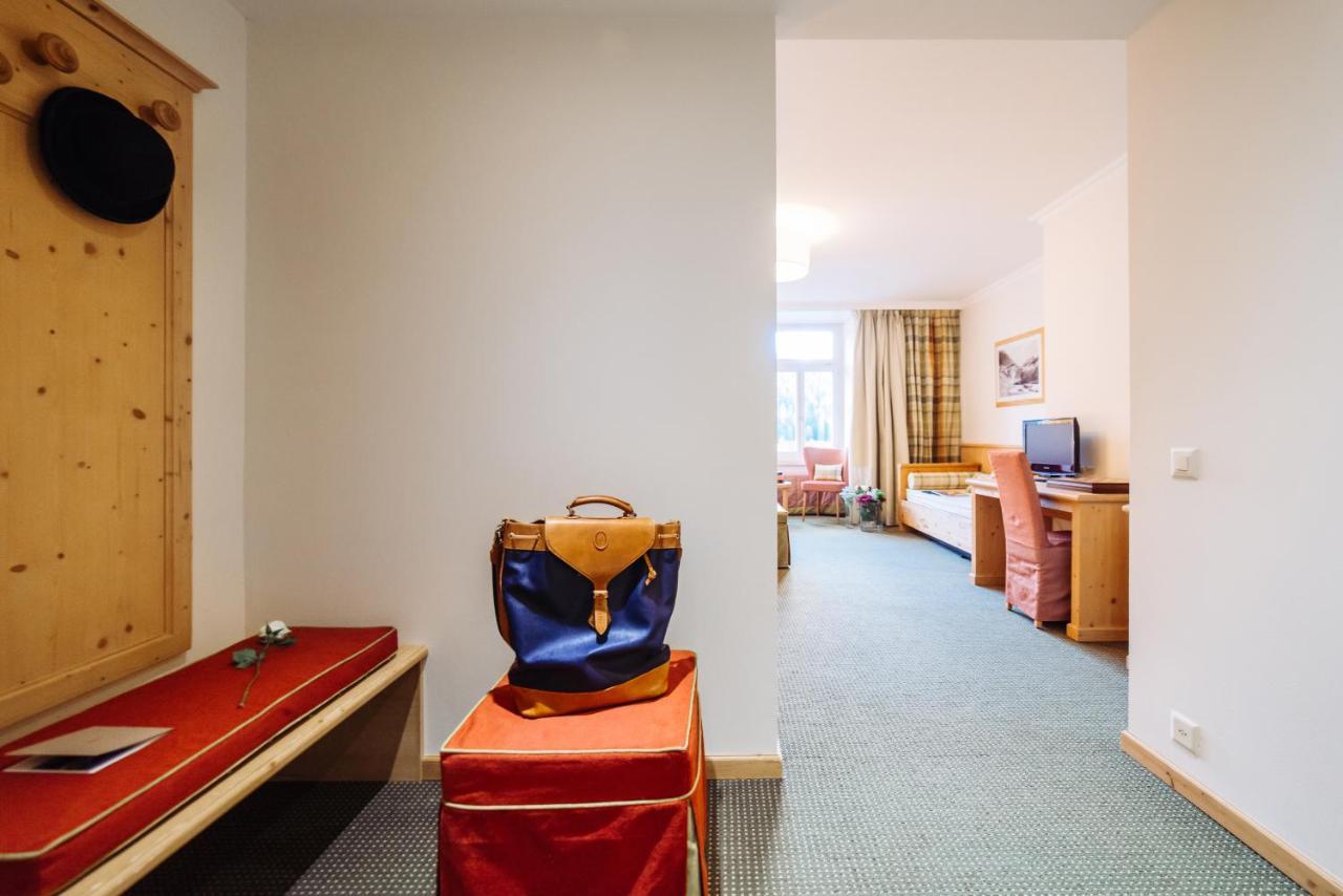 Schloss Hotel & Spa ポントレジナ エクステリア 写真