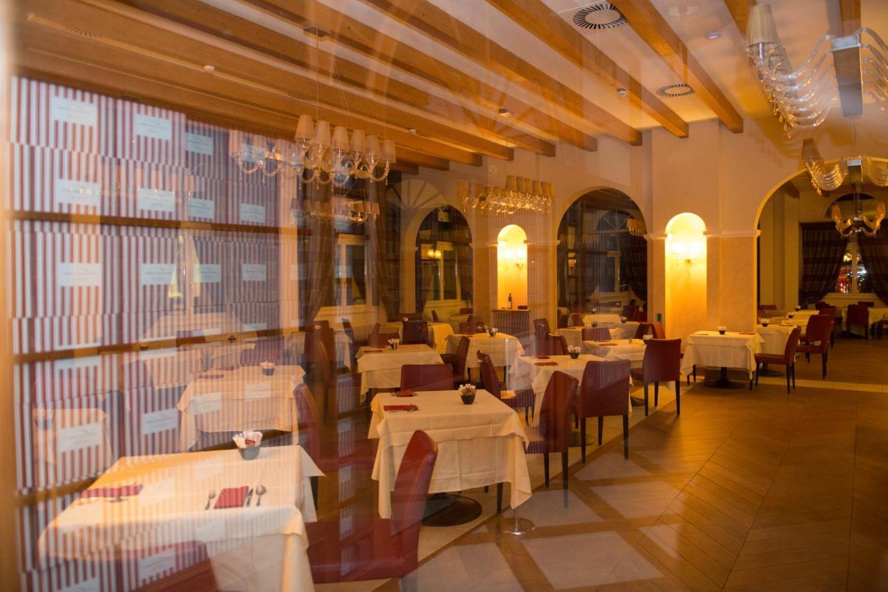 Schloss Hotel & Spa ポントレジナ エクステリア 写真